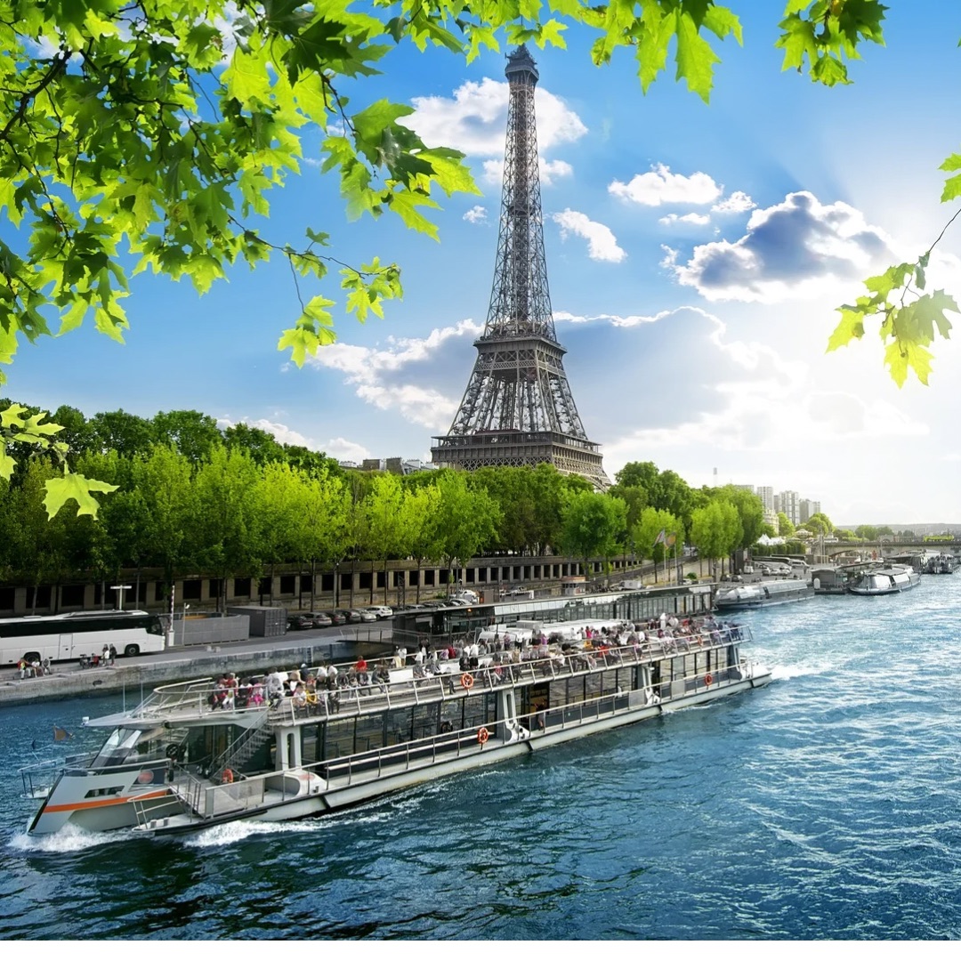 Seine River in Spring Seine River in Spring